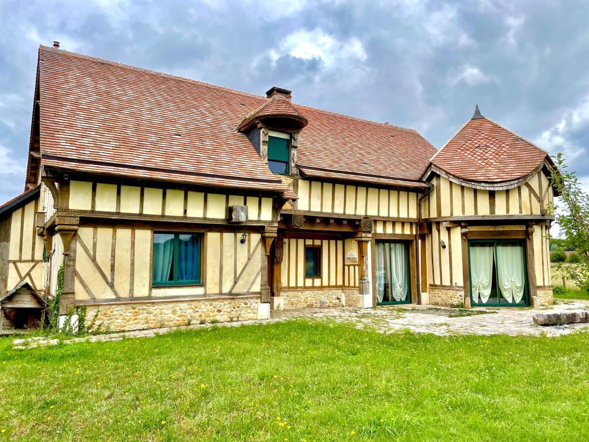Manoir Du Griffon Bed & Breakfast Outille Bagian luar foto